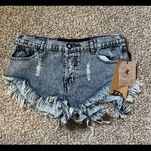 NWT One Teaspoon ZZ's Shorts